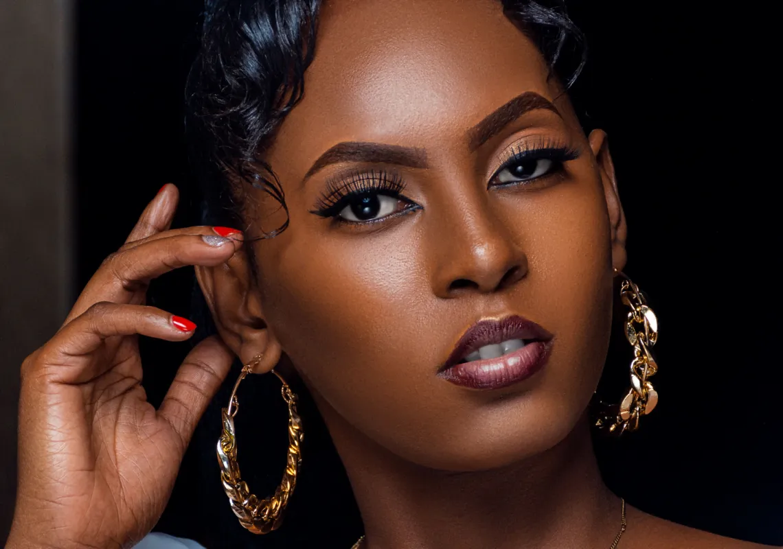Black Woman with beautiful smooth Skin 