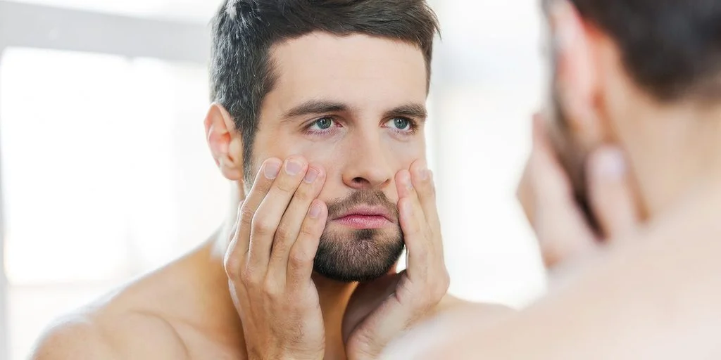Man with Puffy Eyes | WENmedics
